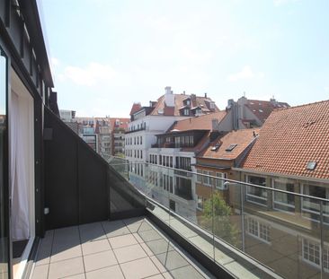 Zonnige duplex met 2 terrassen in het centrum van Knokke! - Photo 6