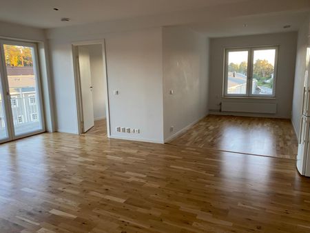 Blåhallonvägen, Strängnäs - Photo 2