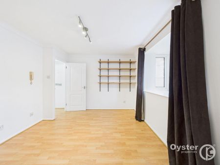 Studio to rent - Photo 2