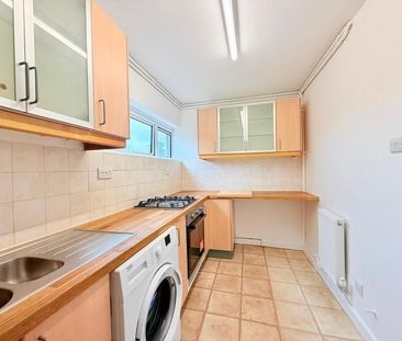 2 bedroom apartment to rent - Photo 6