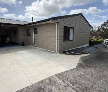 3 Bedroom Family Friendly Home for Rent in the Heart of Otahuhu - Photo 4