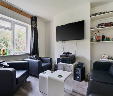 5 bedroom house to rent - Photo 1