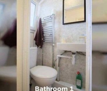 Room in a Shared Flat, Ibsley Gardens, SW15 - Photo 5