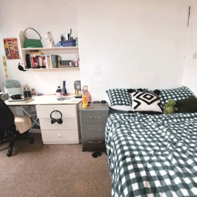 8 Bed - 40 Archery Road, City Centre, Leeds - LS2 9AU - Student - Photo 1