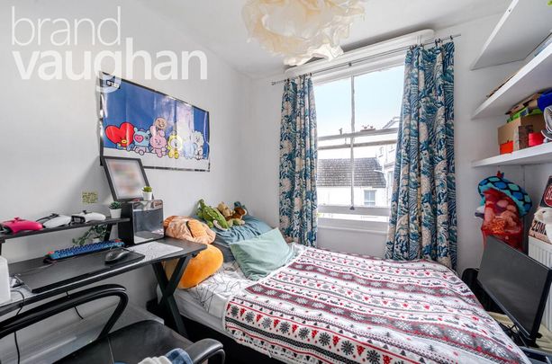 4 bedroom terraced house to rent - Photo 1