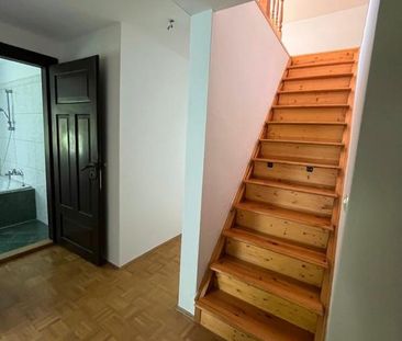 Herrliche 3-Zimmer Wohnung im historischen Altbau mit Blick auf die... - Foto 5