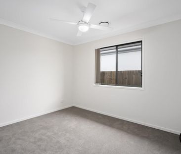 Modern Family Living for Rent - Photo 6