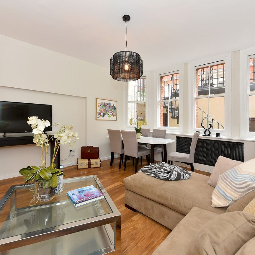 Cadogan Square, London, SW1X - Photo 1