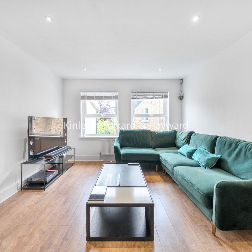 Silkin Mews, Peckham, London, SE15 - Photo 1