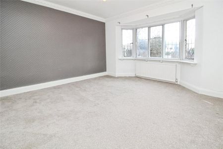 5 bedroom detached house to rent - Photo 4