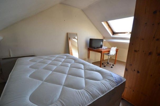 4 bedroom terraced house to rent - Photo 1