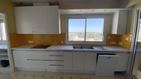 Location Appartement 5 pièces 196m² ANGERS 49100 - Photo 3