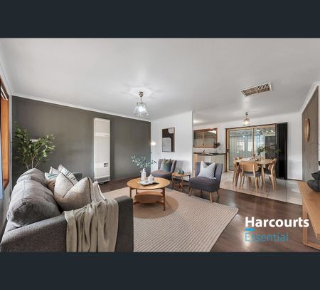 13 Leicester Grove, Andrews Farm, SA 5114 - Photo 2