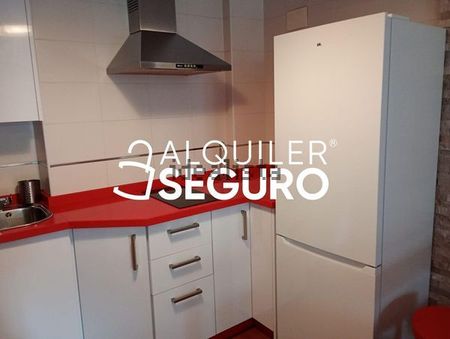 Alquiler de estudio en Calle Carretería - Photo 4