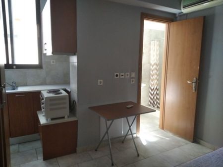 Studio/Γκαρσονιέρα για ενοικίαση Πειραιάς - Κέντρο (Κέντρο - Λιμάνι) - Photo 4