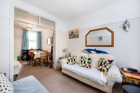 3 bedroom terraced house to rent - Photo 2