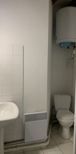 Location Appartement 1 pièce 15m² ANGERS 49100 - Photo 1