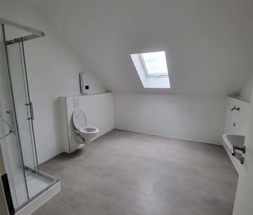 Sanierte 3 ZKB- Dachgeschoss Wohnung - Photo 4