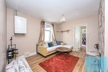 2 bedroom property to rent - Photo 4