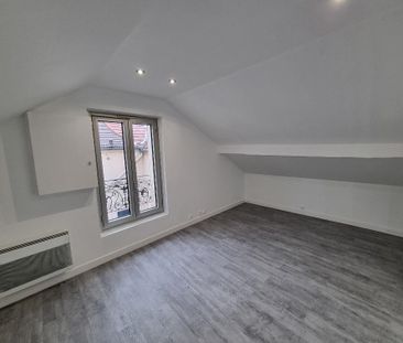 A LOUER STUDIO 25m² AU SOL/ 13.27 m² LOI BOUTIN NANTERRE REFAIT NEUF - Photo 1