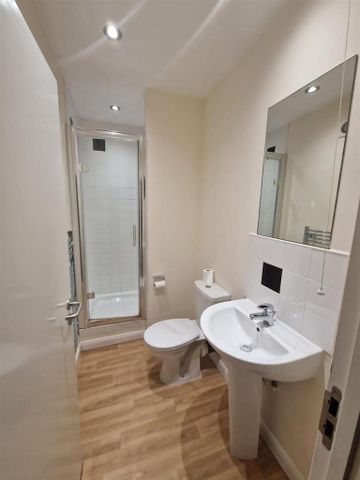 Studio to rent - Photo 5