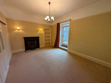 5 bedroom detached house to rent - Photo 3
