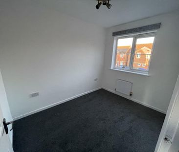 3 bedroom terraced house to rent - Photo 5