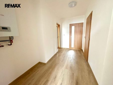Pronájem bytu 3+1 v osobním vlastnictví 67 m², Stachy - Фото 4