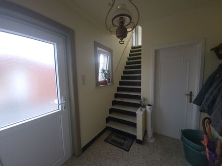 Halfopen gezinswoning in rustige wijk - Photo 5