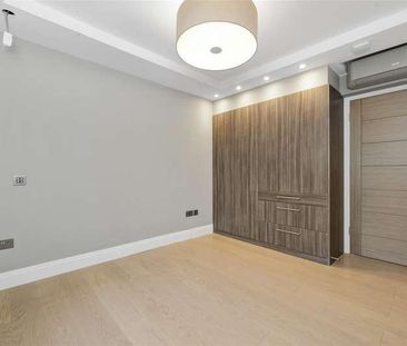 St. Johns Wood Park, London, NW8 - Photo 5