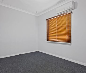 Cosy Carey Park Home - Photo 5