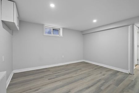 For Lease - 73 Central Park Boulevard Unit# Main, Oshawa, Ontario - Photo 2