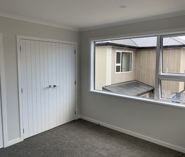 New home in Lower Hutt - Photo 1