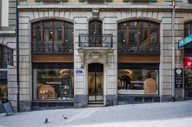 En plein coeur de Lausanne - Photo 1