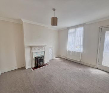 2 bedroom semi-detached house to rent - Photo 1