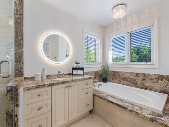 For Lease - 60 Starwood Road Unit# (Main & 2nd Floor), Vaughan, Ontario - Photo 1