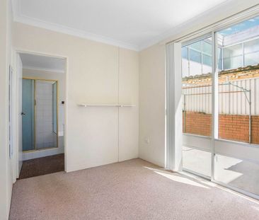 Unit 8/17-19 Edgeworth David Avenue, Hornsby - Photo 3