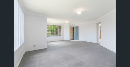 Family Comfort and Convenience in a Sought-After Location - Photo 3