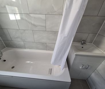 2 Bed Flat, Belgrave Road, IG1 - Photo 5