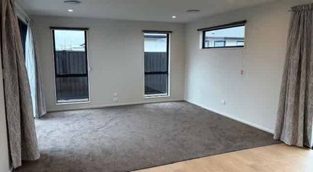 Brand New Family Home - Photo 2