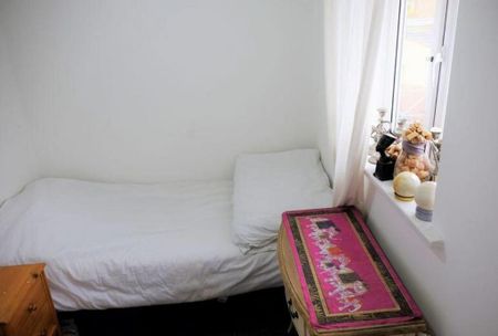 3 bedroom house to rent - Photo 3