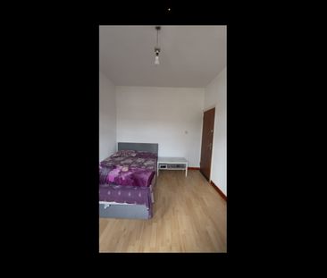 Room in a Shared House, Kimberly Avenue, E6 - Photo 1