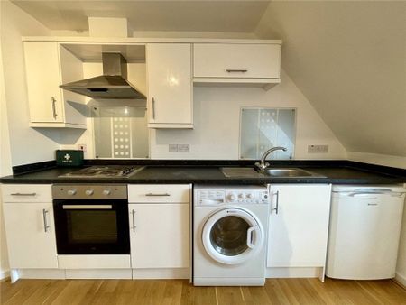 Midland Heights, 51 Norwich Avenue West, Bournemouth, Dorset, BH2 - Photo 5