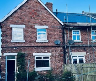 3 bedroom end of terrace house to rent - Photo 5