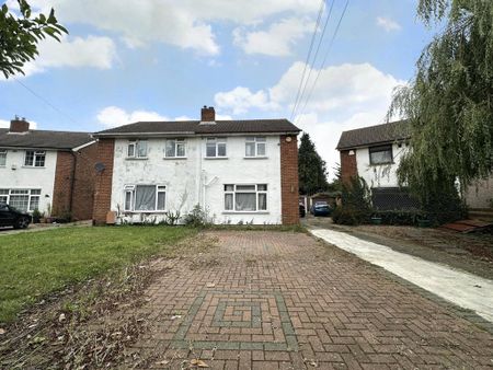 3 bedroom semi-detached house to rent - Photo 2
