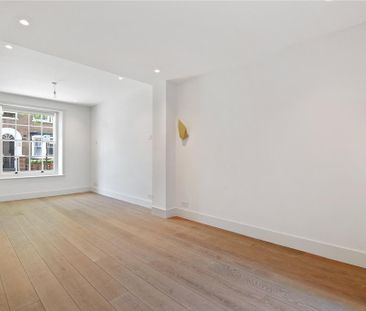 4 bedroom terraced house to rent - Photo 1