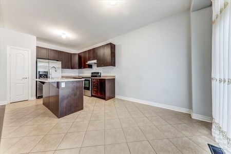 For Lease - 140 Durhamview Crescent, Whitchurch-Stouffville, Ontario - Photo 4