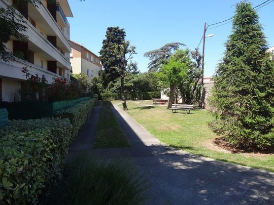 T2 - Photo 1