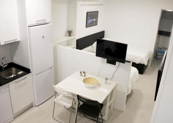 Plaza de Chamberí, Madrid, Community of Madrid 28010