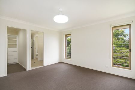 Great location - modern home, close to school! - Photo 5
